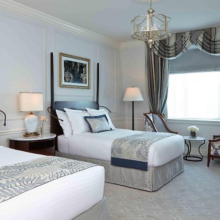 The Charleston Place ภายนอก รูปภาพ