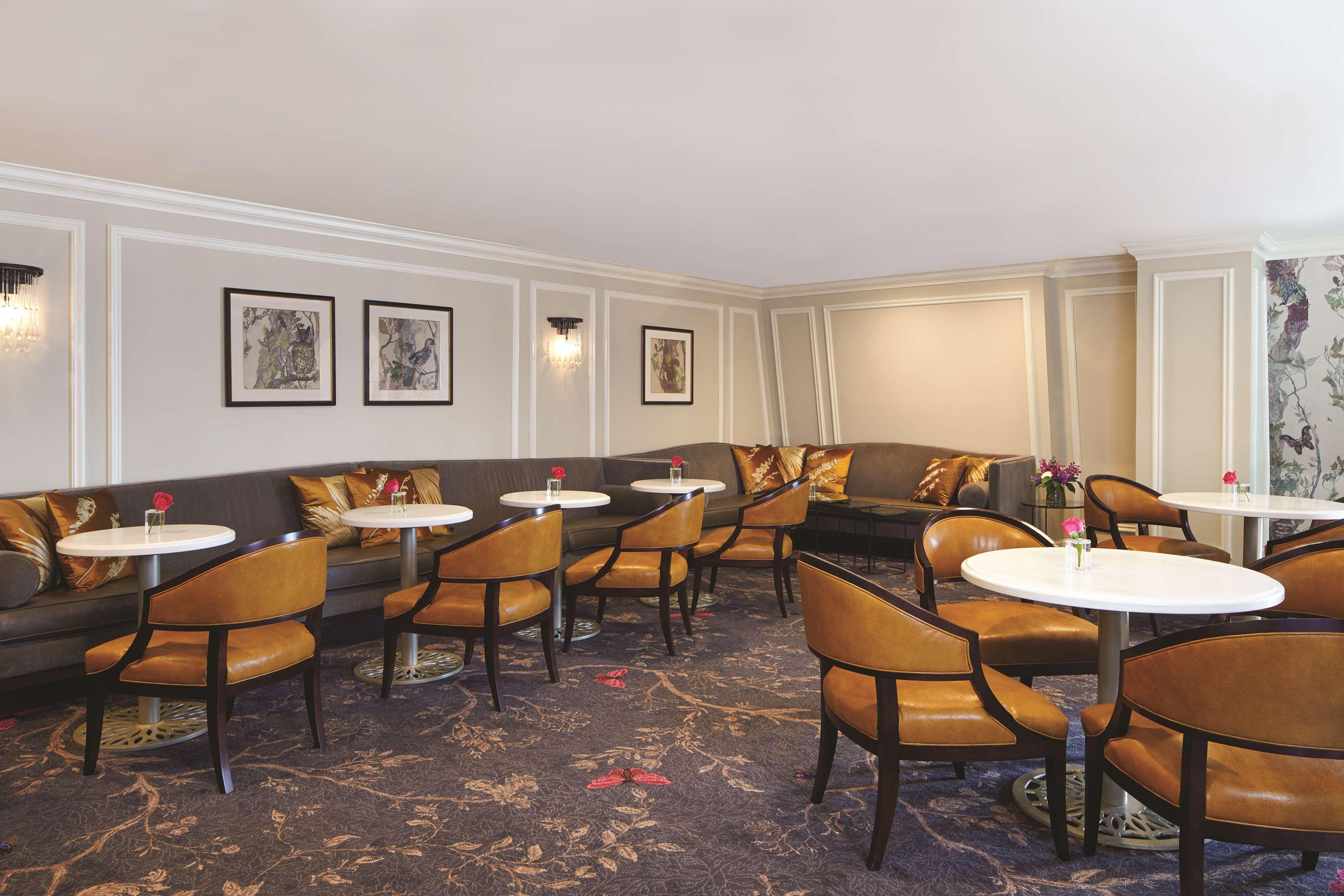 The Charleston Place ภายนอก รูปภาพ