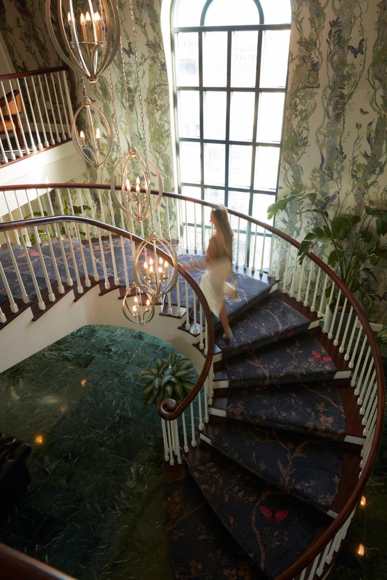 The Charleston Place ภายนอก รูปภาพ