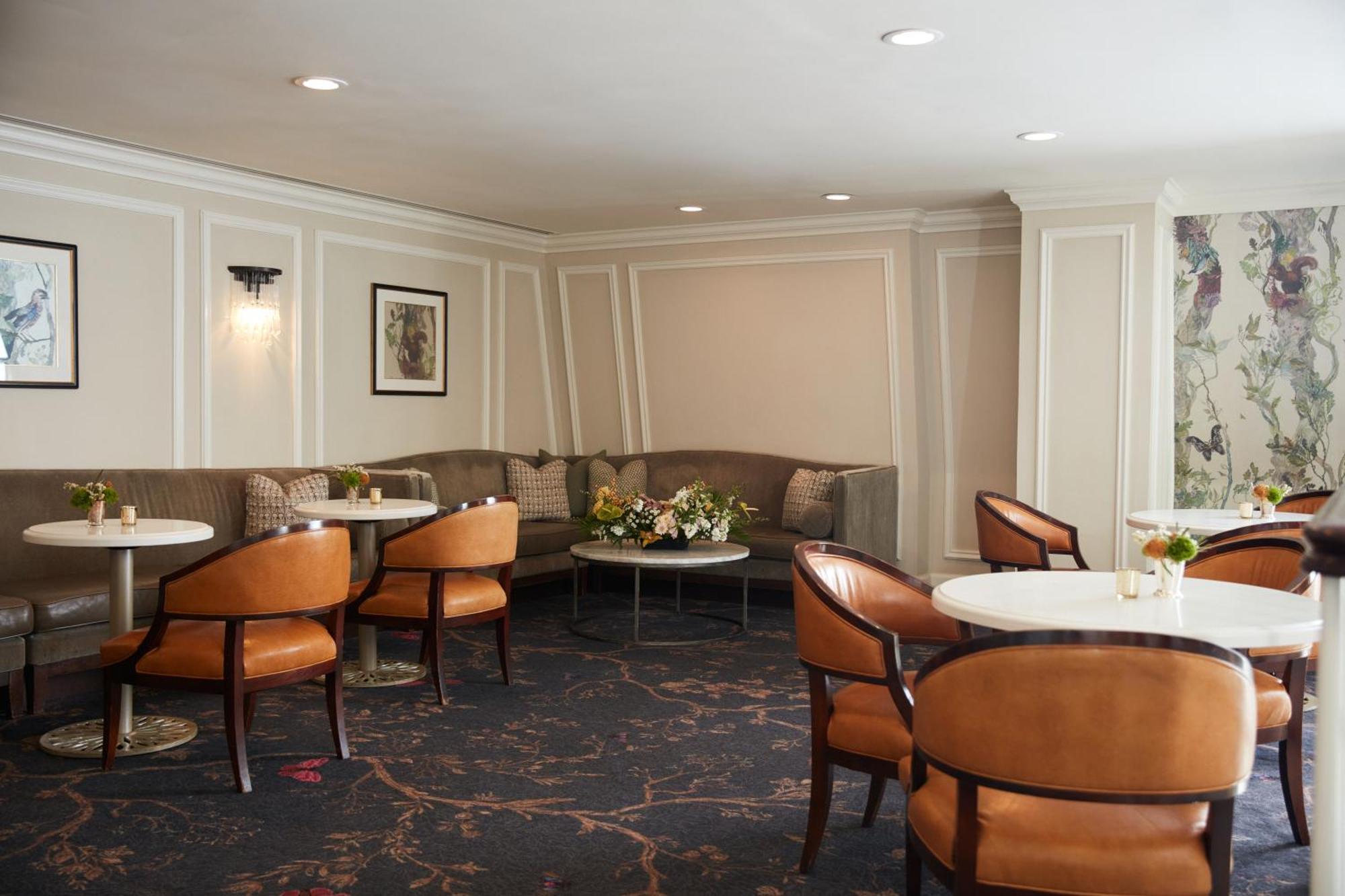 The Charleston Place ภายนอก รูปภาพ